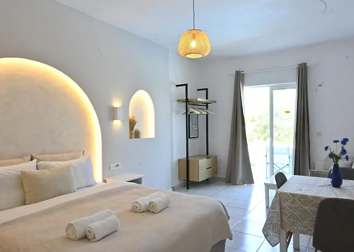 Marika Studios & Apartments